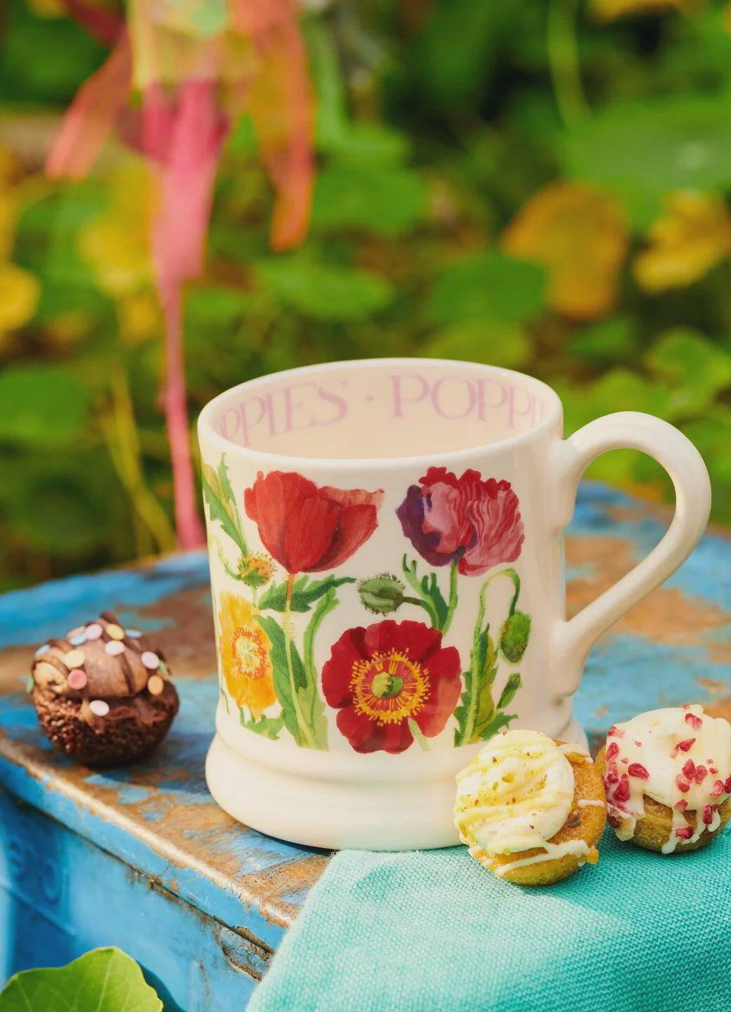 Emma Bridgewater Poppy 2025 1/2 pint Mug