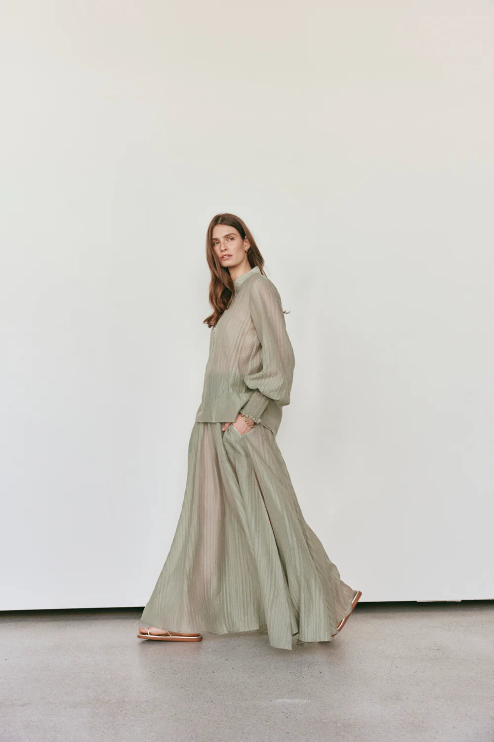 LdeV Palma Shirred Waist Flax Skirt | Sage 12