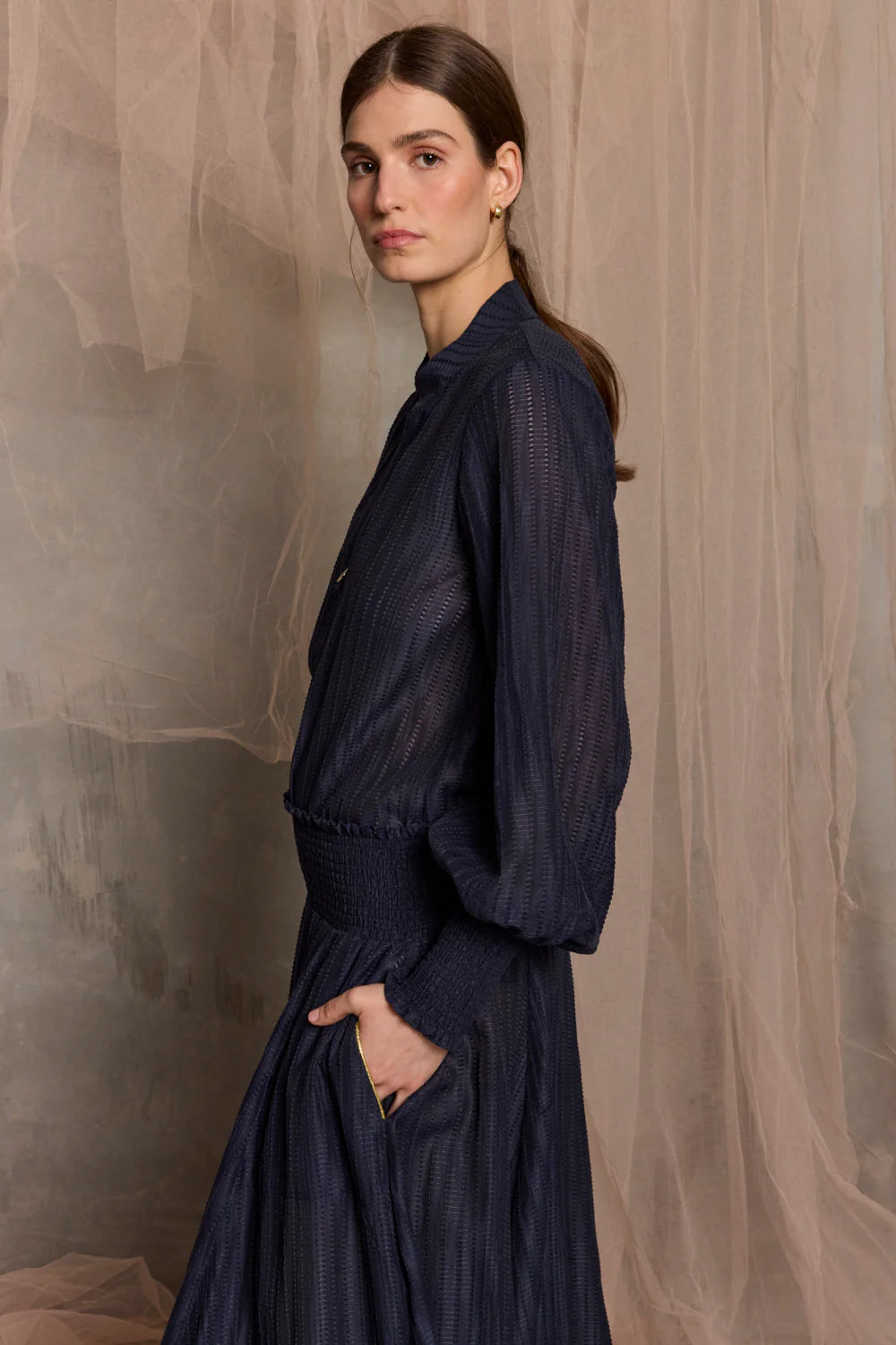LdeV Rea Shirred Cuff Flax Blouse | Navy