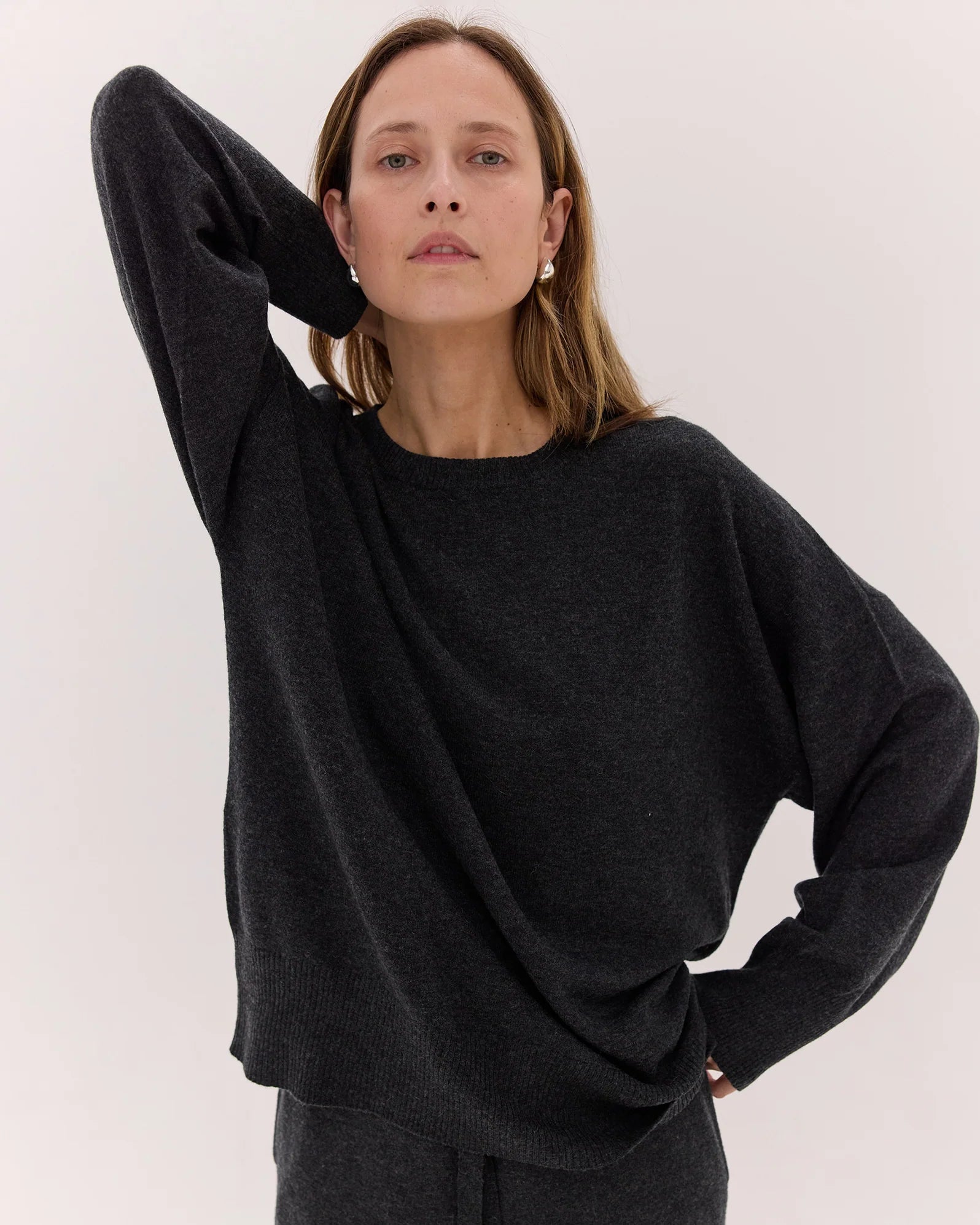 Cloth & Co Travel Crew Sweater Charcoal
