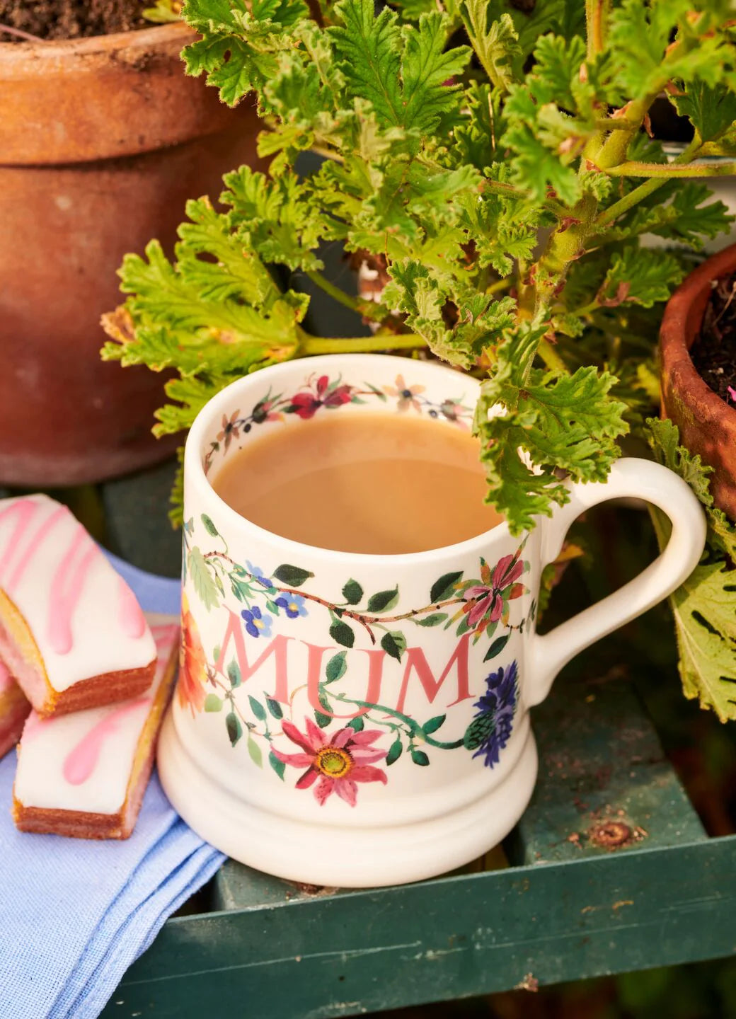 Emma Bridgewater Garden Flowers MUM 1/2 pint Mug