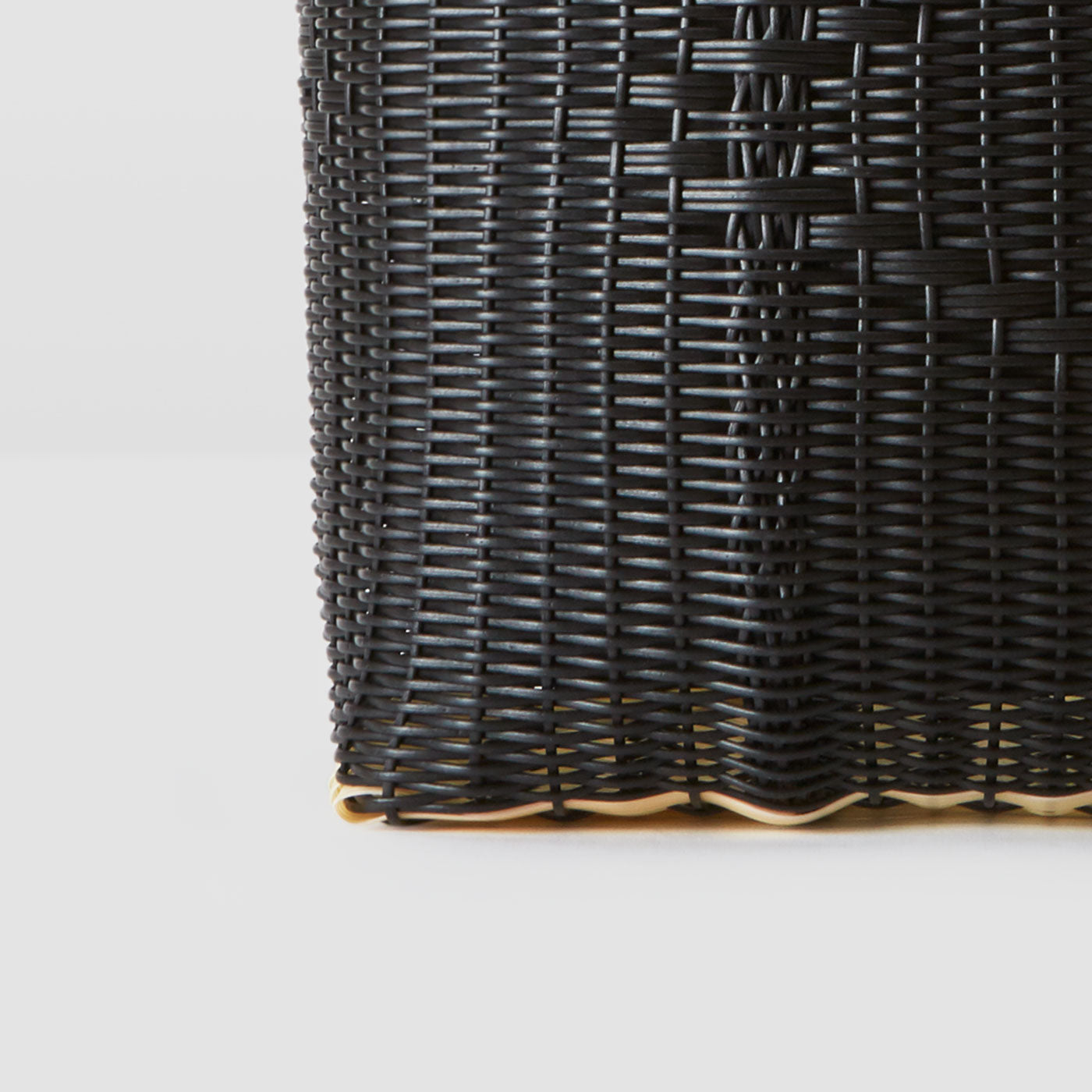 Palorosa Handwoven Tote Basket Med - Black