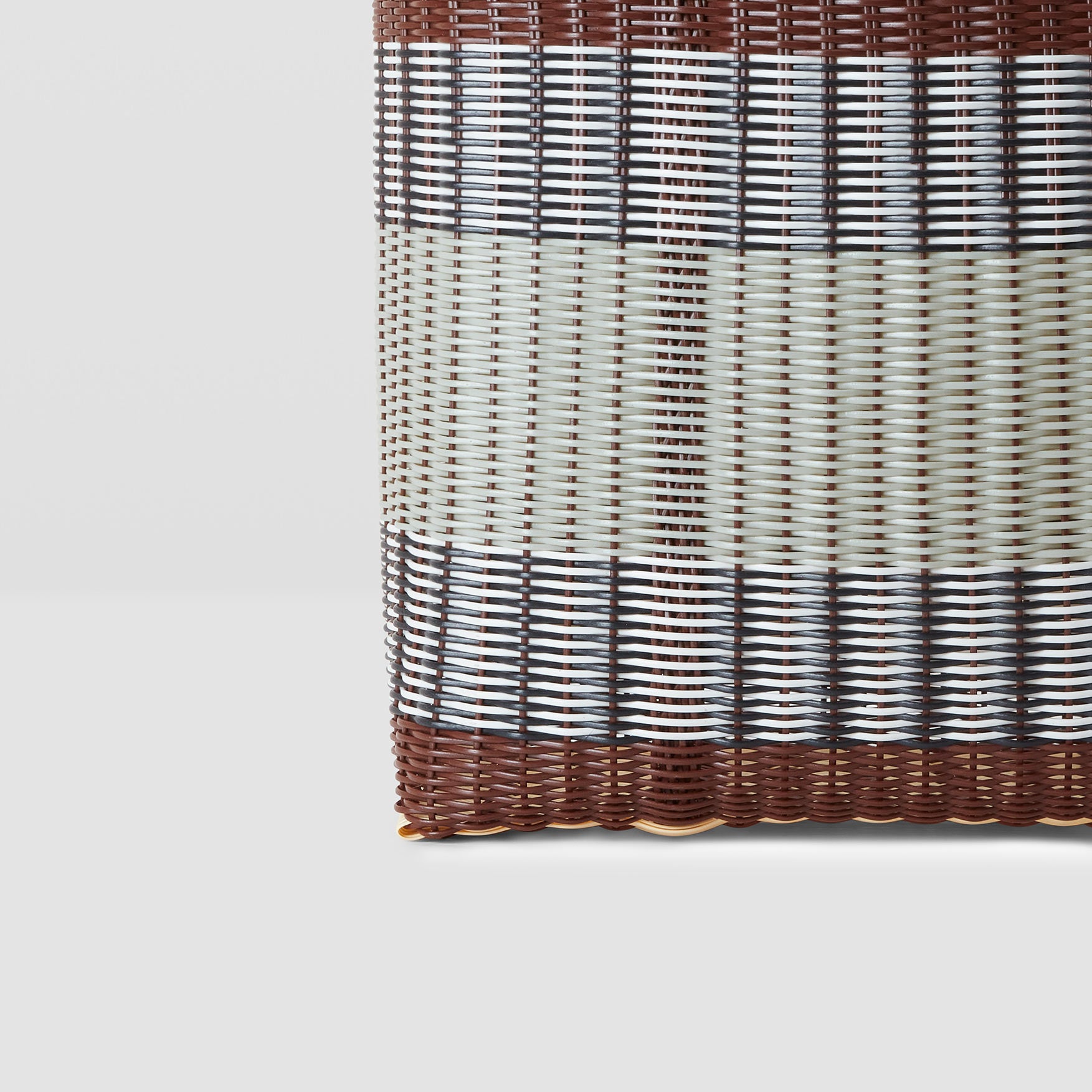 Palorosa Handwoven Tote Basket Med - Chocolate & Palm