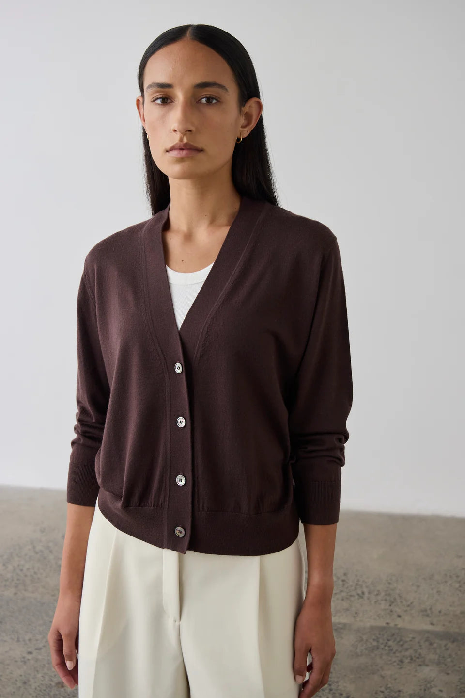 Laing Merino V-Neck Cardigan Dark Bordeaux