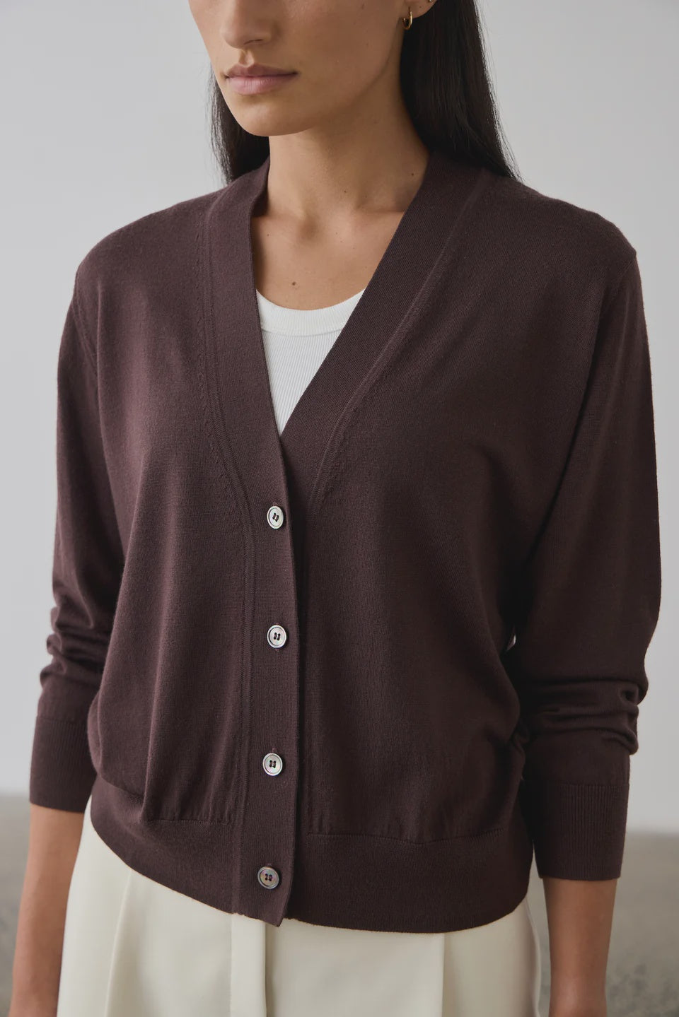 Laing Merino V-Neck Cardigan Dark Bordeaux