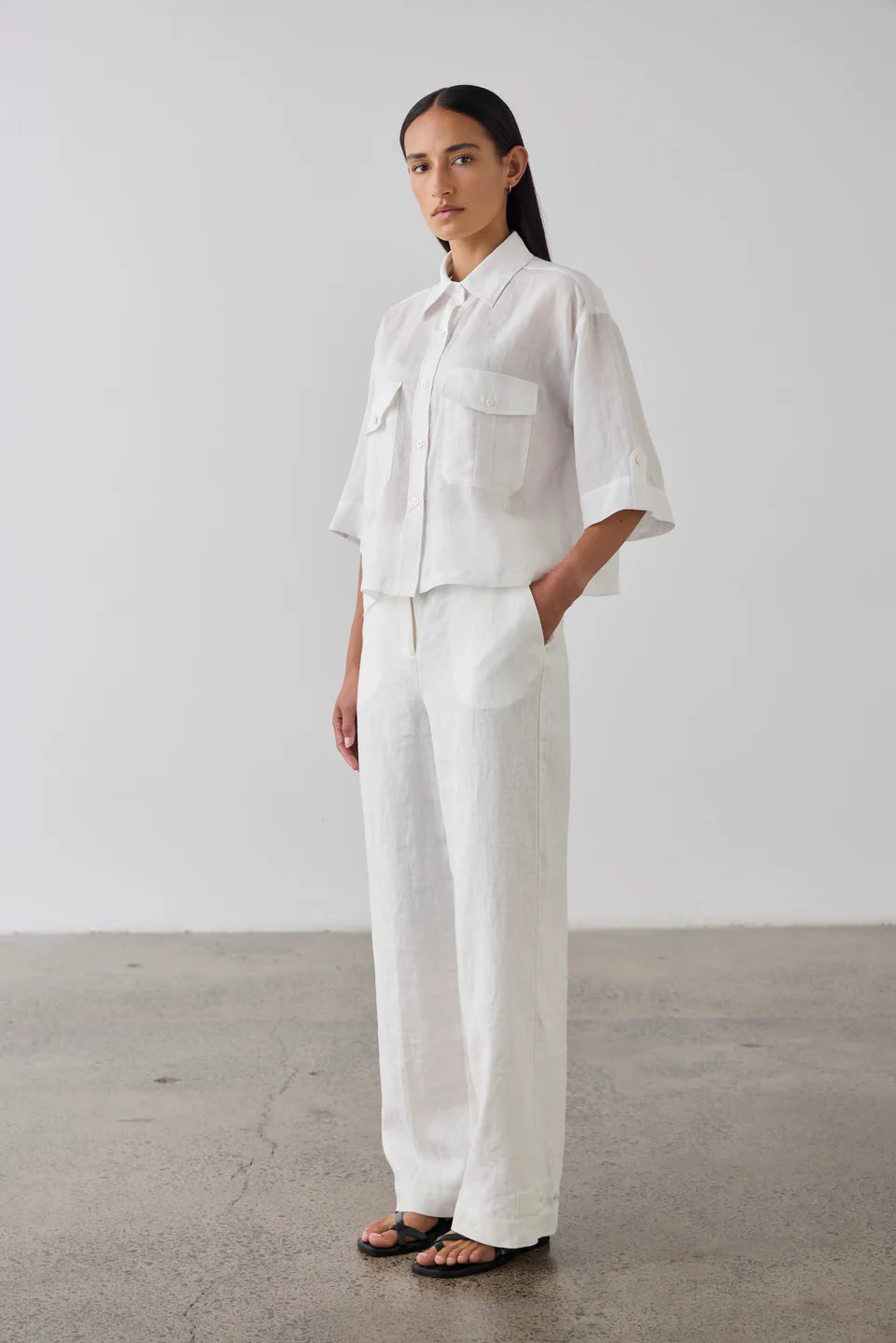 Laing Cropped 100% Linen Shirt - White
