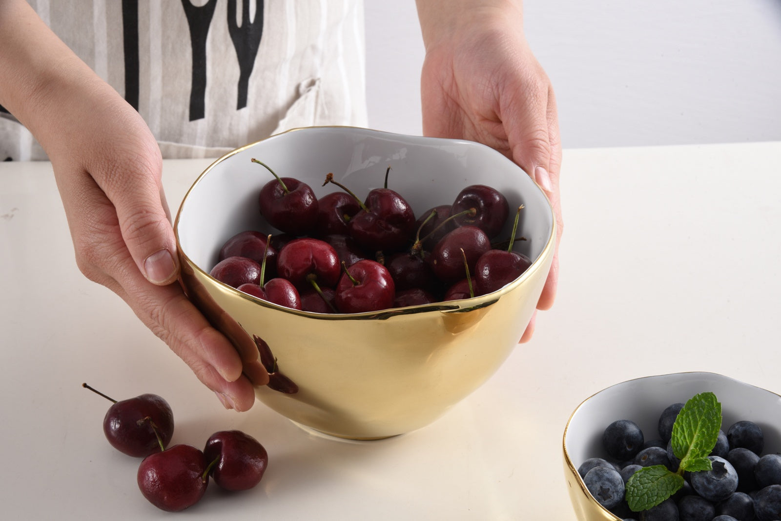 Pampa Bay Gold Medium Bowl