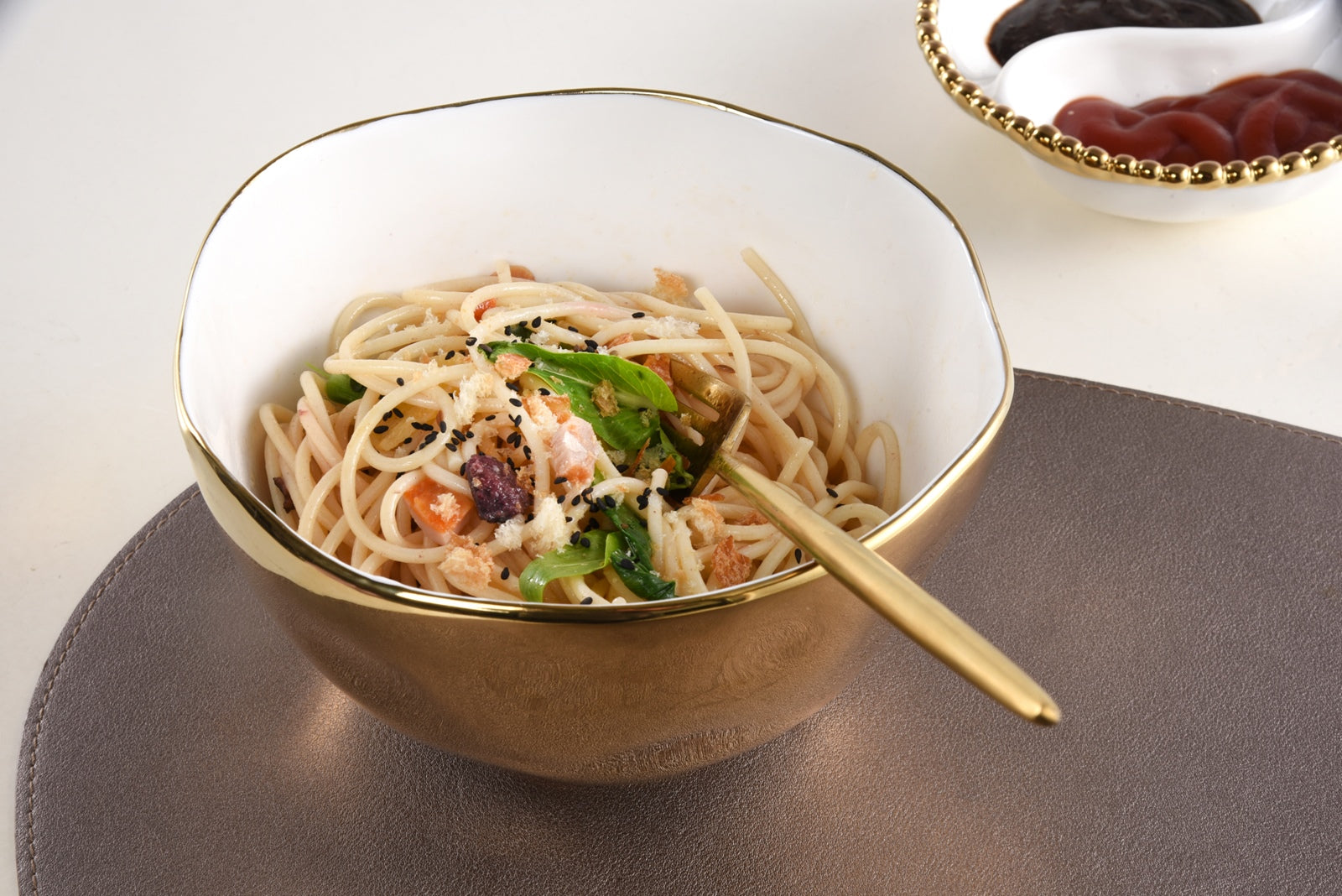 Pampa Bay Gold Medium Bowl