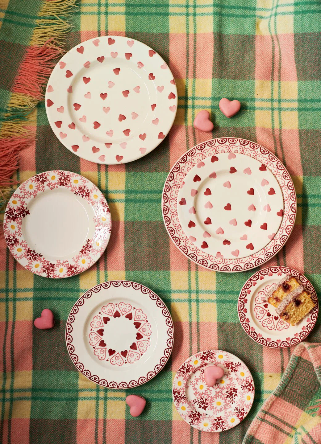 Emma Bridgewater Pink Hearts 8 1/2" Plate