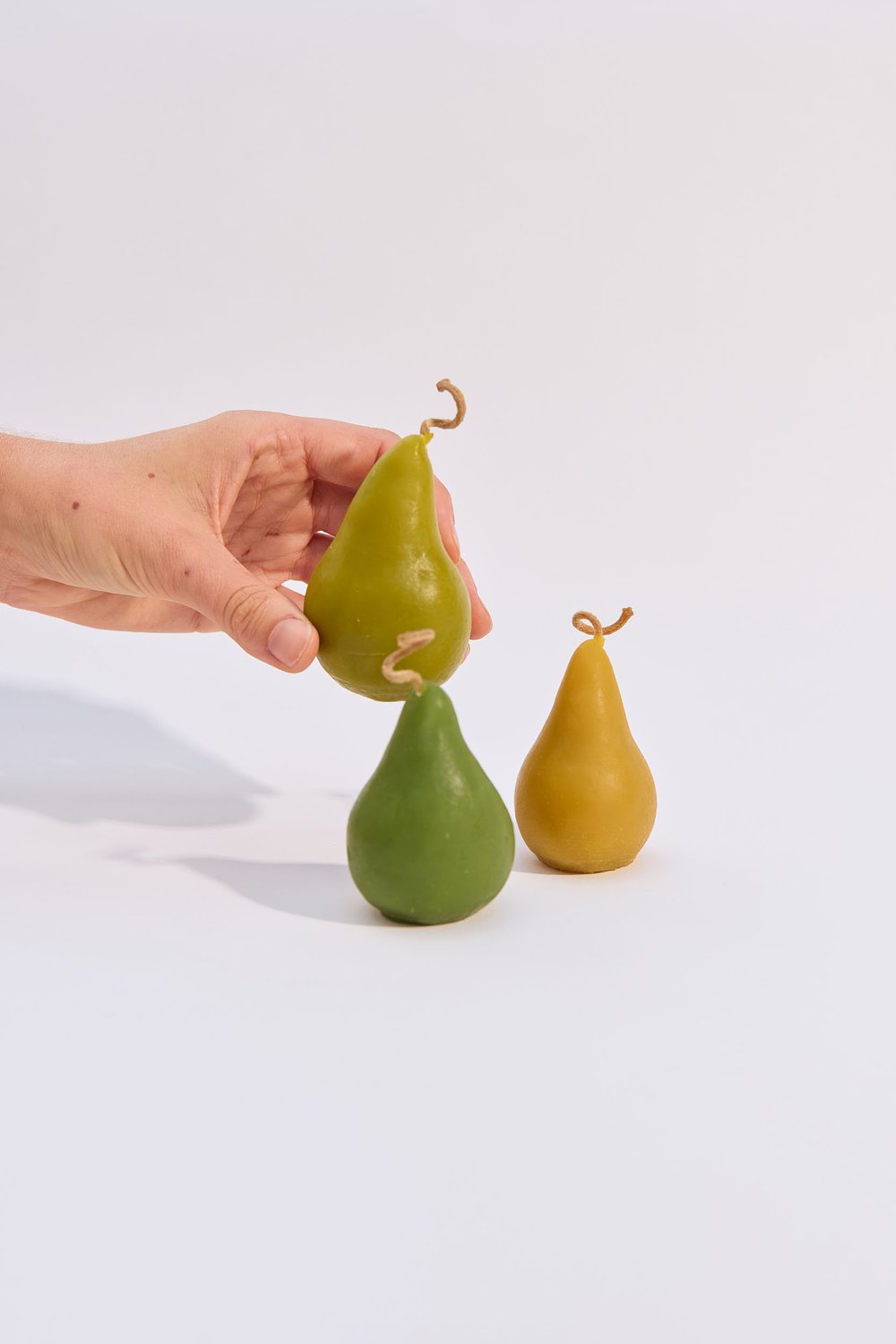 Beeswax Candle Pear Large