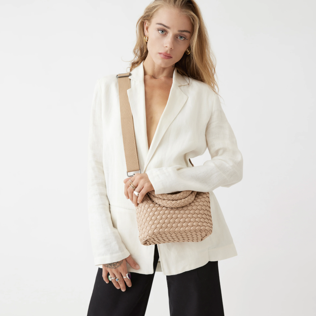 Andreina Lupe Crossbody Cream