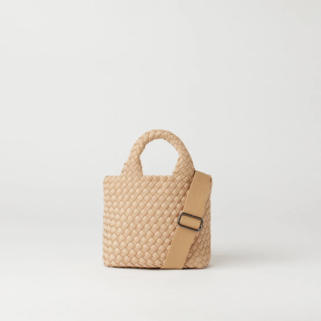 Andreina Lupe Crossbody Cream