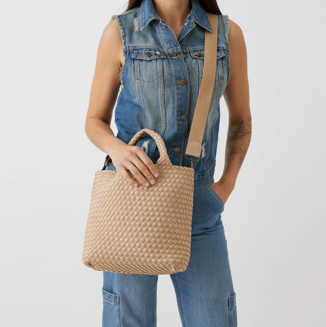 Andreina Ciudad Crossbody Cream