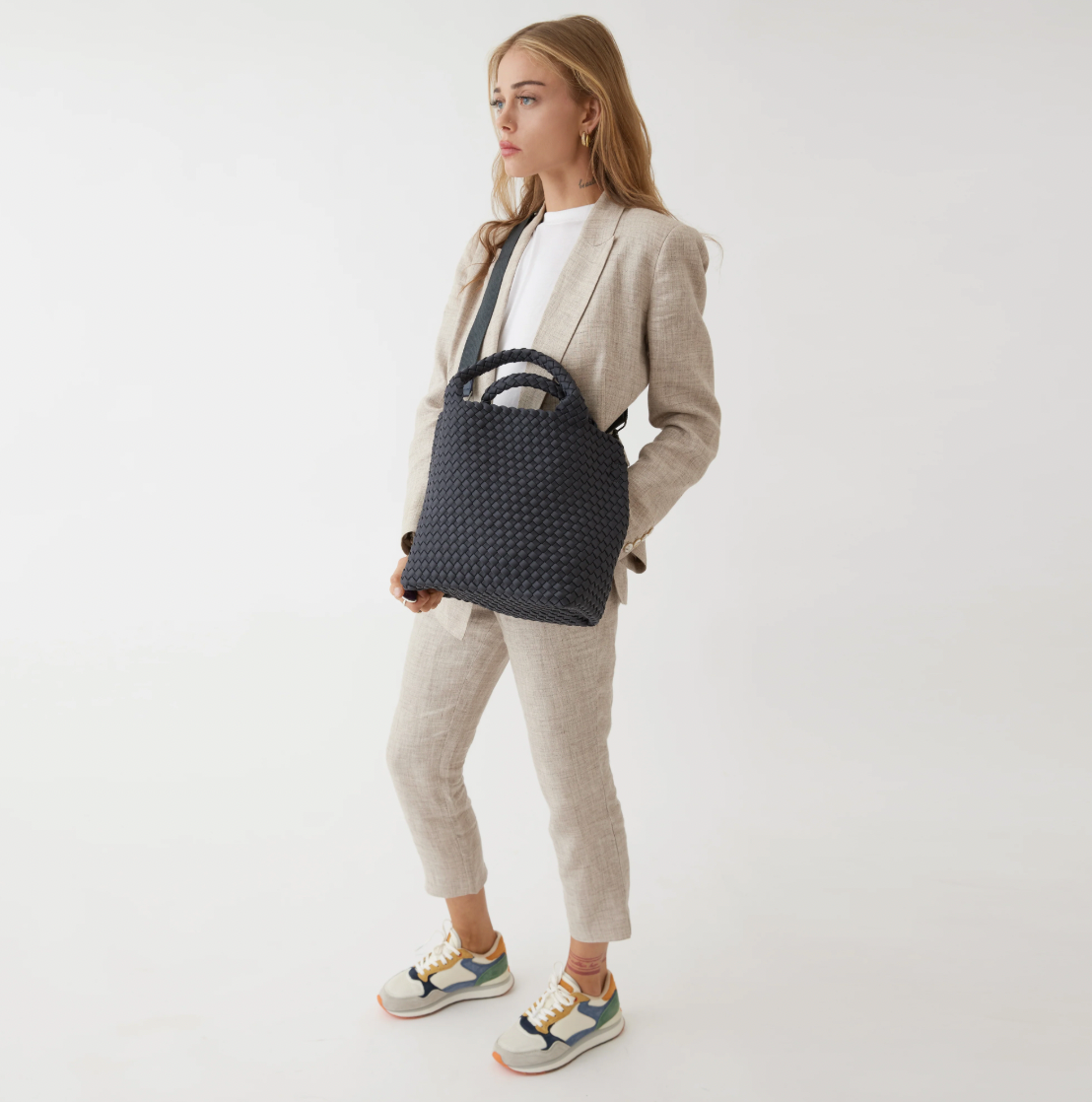 Andreina Ciudad Crossbody Charcoal