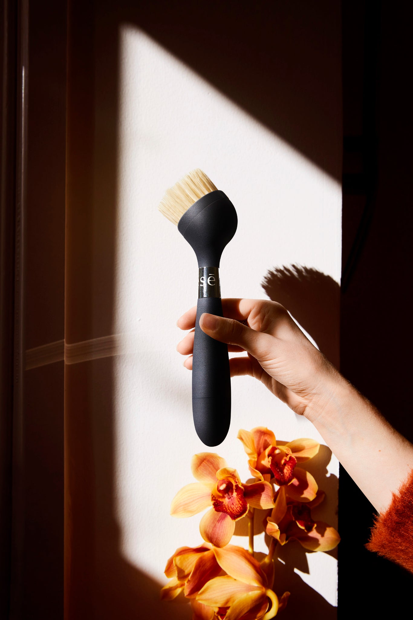 yeseco The One Brush Black