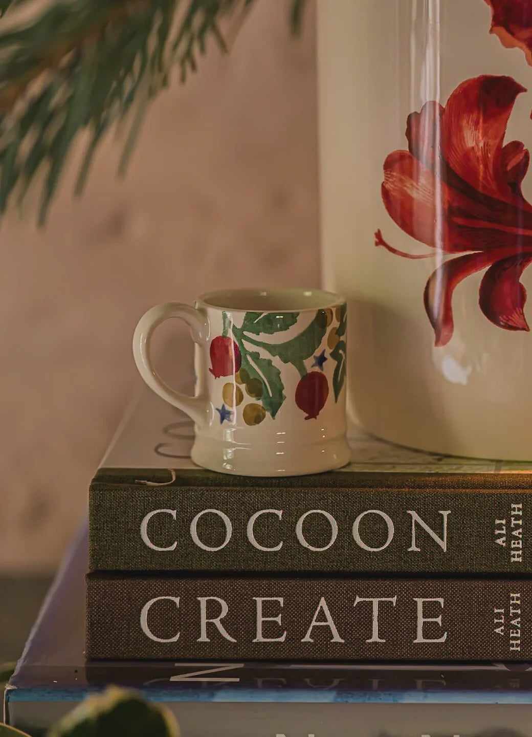 Emma Bridgewater Rosehip & Ivy Tiny Mug Decoration