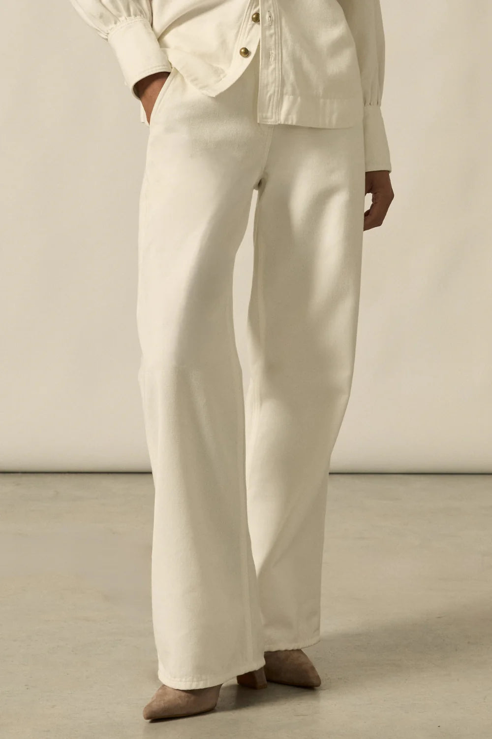 Zoe Kratzmann Flint Jean Elm