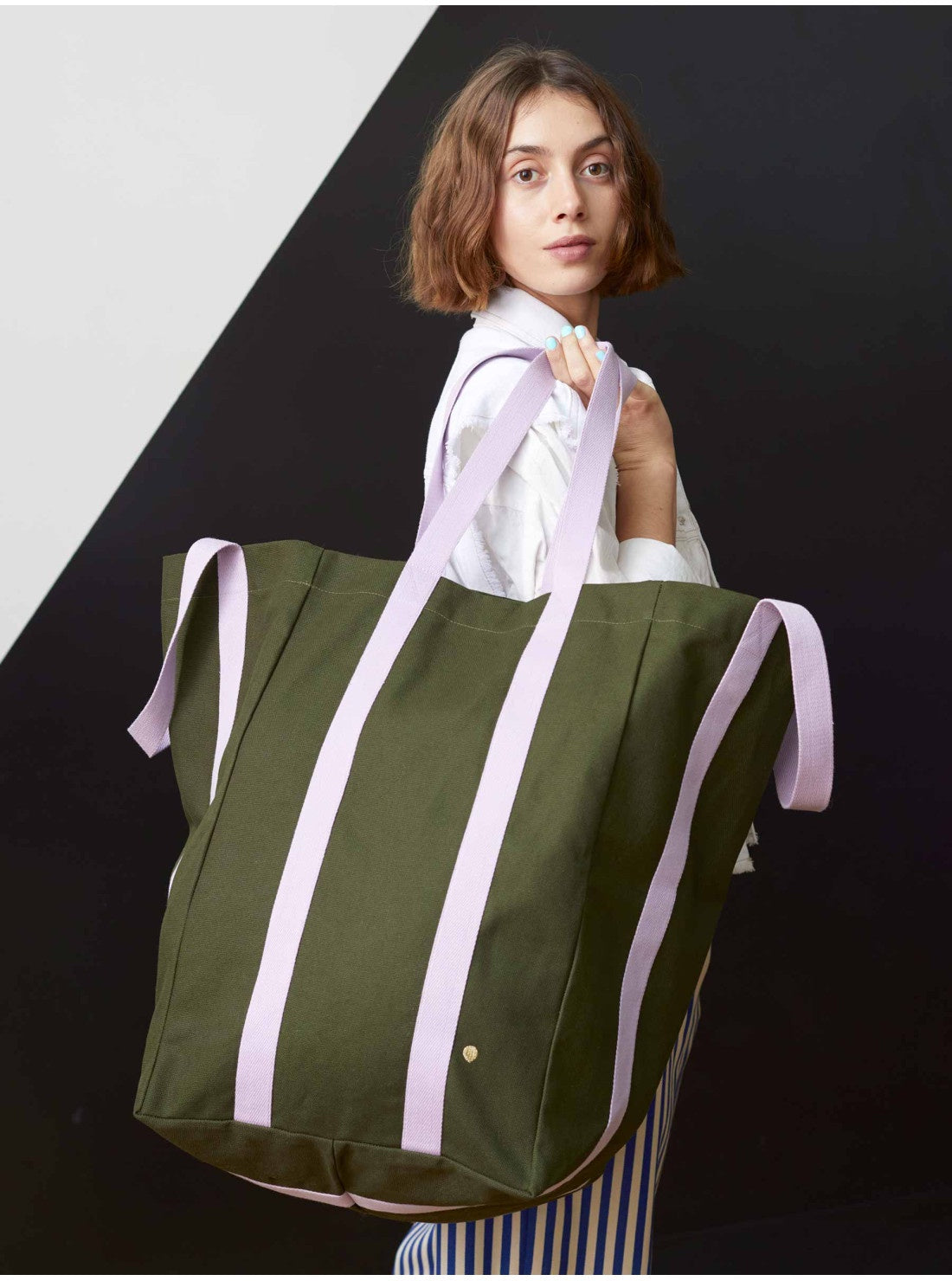 La Cerise Sur le Gateau - Maxi Poppins Bag - Kale