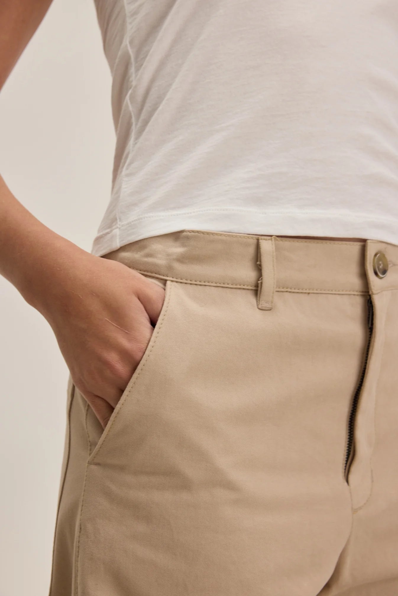 Velvet by Graham & Spencer Brylie Pant Khaki
