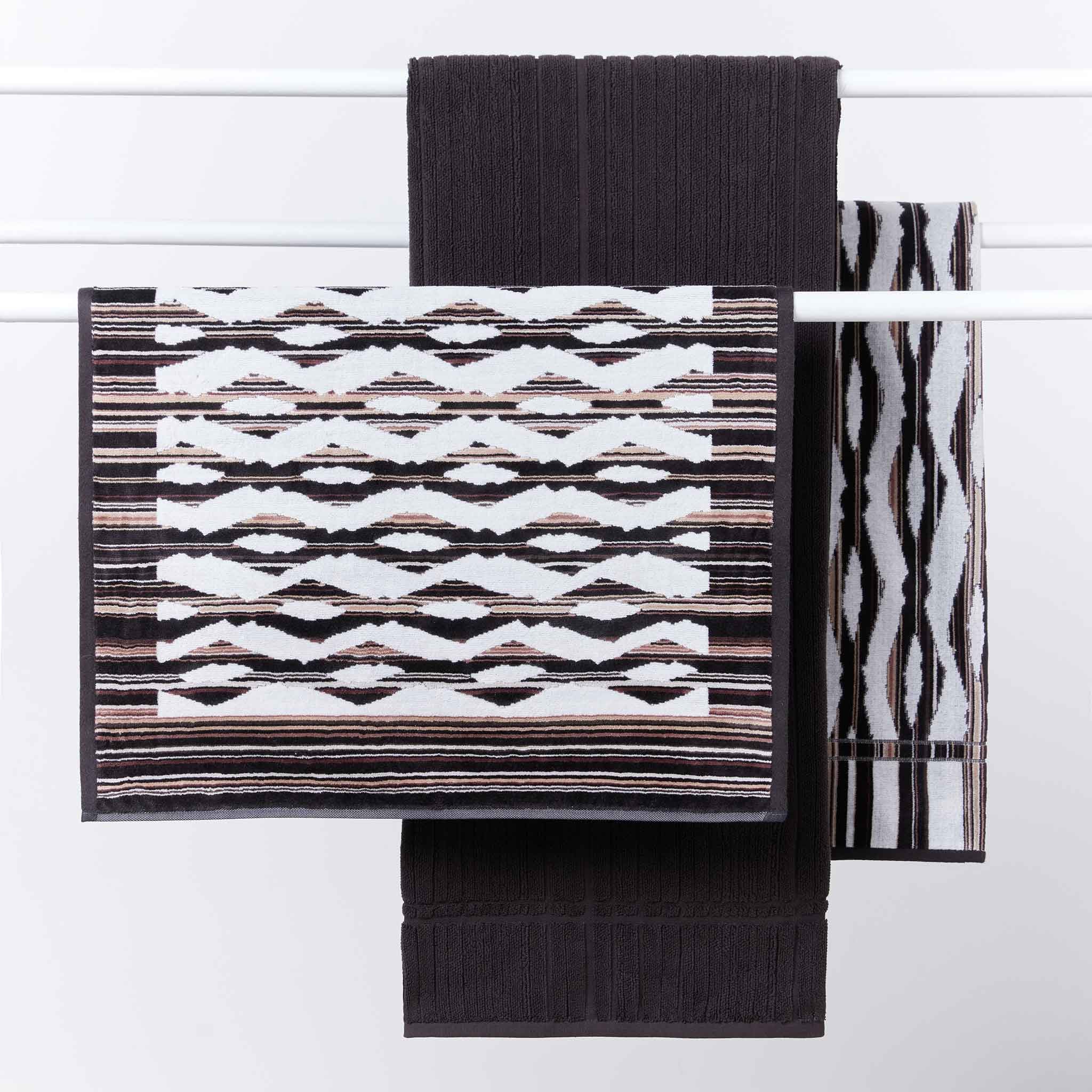 Innate Bath Mat Dark Ripple 60x90cm