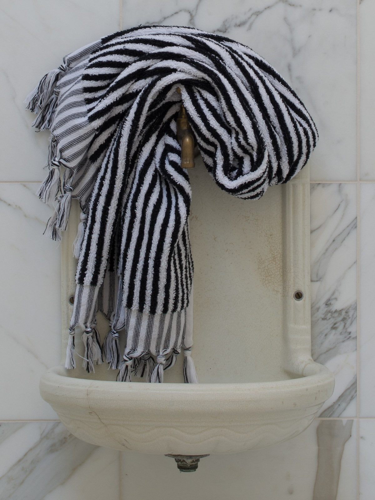 Striped Towel Black and White 100x45cm
